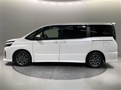 ヴォクシー ZS 7ニン