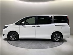 エスクァイア Gi 7ニン