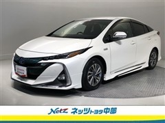 トヨタ プリウスPHV A