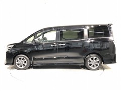 ヴォクシー ZSキラメキ3 7ニン