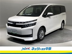 トヨタ ヴォクシー V 8ニン