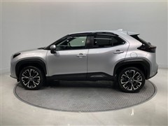 ヤリスクロス HV Z