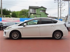 プリウス Sツーリング G's