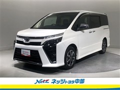 トヨタ ヴォクシー ZSキラメキ3 8ニン