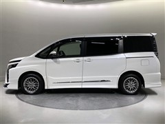 ヴォクシーHV ZS 7ニン