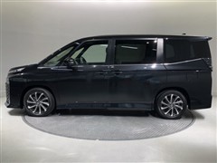 ヴォクシーHV S-Z 7ニン
