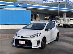 アクア GRスポーツ