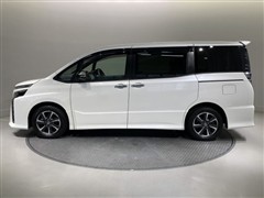 ヴォクシー ZSキラメキ3 7ニン