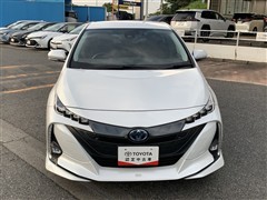 プリウスPHV A
