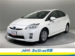 トヨタ プリウス S