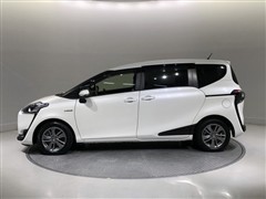 シエンタHV G クエロ 7ニン
