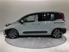 シエンタHV Z 7ニン