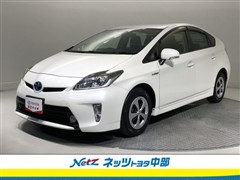 トヨタ プリウス S