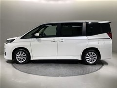ノア G 8ニン