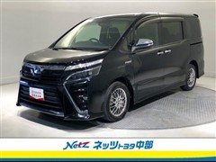 トヨタ　ヴォクシーHV ZSキラメキ 7ニン