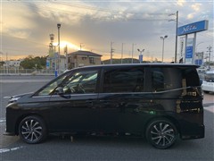 ヴォクシーHV S-Z 7ニン