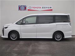 ヴォクシー ハイブリッド ZS