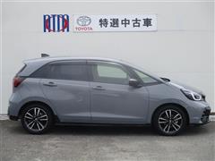 フィット E:HEV RS