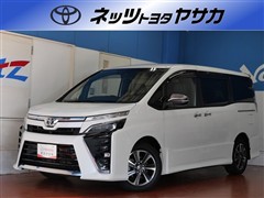 トヨタ ヴォクシー ZSキラメキ3 7ニンノリ