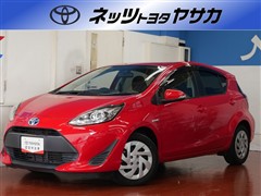 トヨタ　アクア S