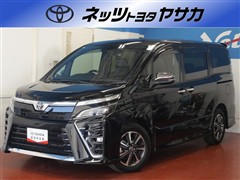 トヨタ ヴォクシー ZSキラメキ3 8ニンノリ