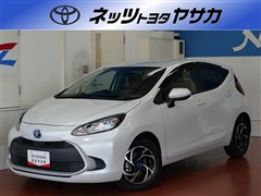 トヨタ アクア G