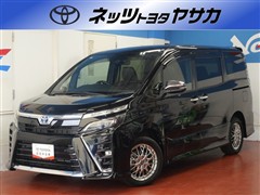 ヴォクシーHV ZSキラメキ3 7ニン