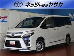 ヴォクシーHV ZSキラメキ3 7ニン