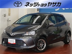 トヨタ ヴィッツ F