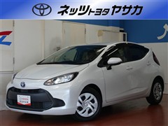トヨタ アクア X