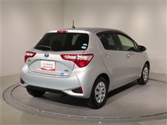 ヴィッツ HEV F セーフティED3