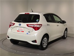 ヴィッツ HEV FセーフティED3