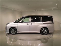 ヴォクシー ハイブリッド S-Z