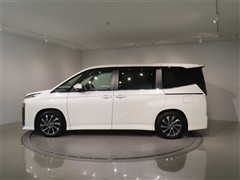 ヴォクシー ハイブリッド S-Z