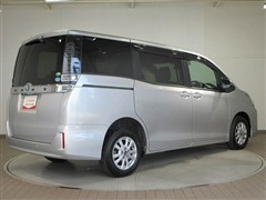 ヴォクシー V 4WD