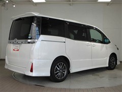ヴォクシー ZS
