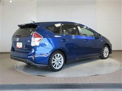 プリウスアルファ Sツーリングセレ