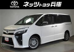 トヨタ ヴォクシー HV ZS キラメキ3