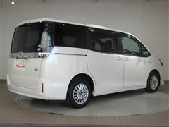 ヴォクシー ハイブリッド V