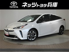 トヨタ　プリウス A ツーリングセレクション