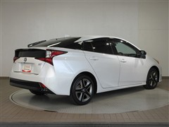 プリウス A ツーリングセレクション