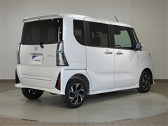 タント カスタムX 4WD