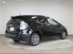 プリウスアルファ Sチューンブラック