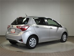 ヴィッツ HV セーフティED 3