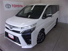 トヨタ　ヴォクシー ZS キラメキ3