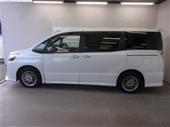 ヴォクシー HV ZSキラメキ3