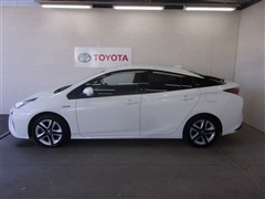 プリウス A ツーリングセレクション