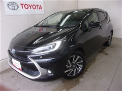 トヨタ　アクア Z