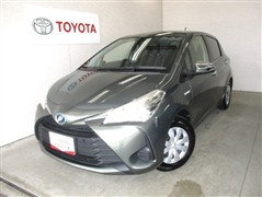 トヨタ　ヴィッツ ハイブリッド ジュエラ