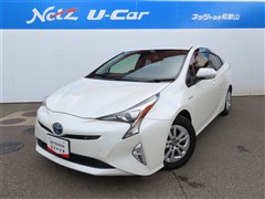 トヨタ プリウス Sセ-フティプラス